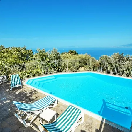 - Casa La Giuggiola Holiday home